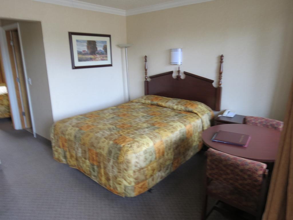 Western Royal Inn Tillamook Habitación foto